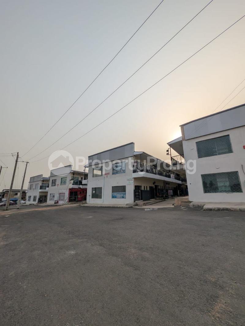 Commercial Property for sale Bashorun Market Ibadan North Oyo