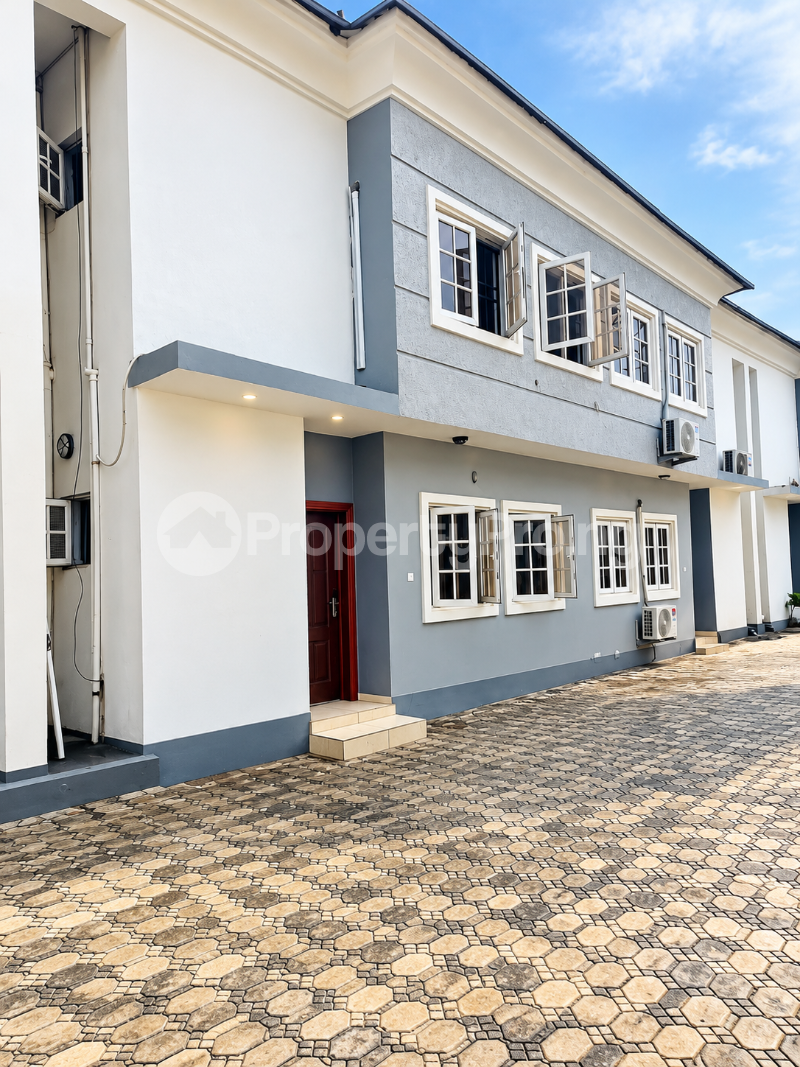 Commercial Property for rent Lekki Phase 1 Lekki Lagos