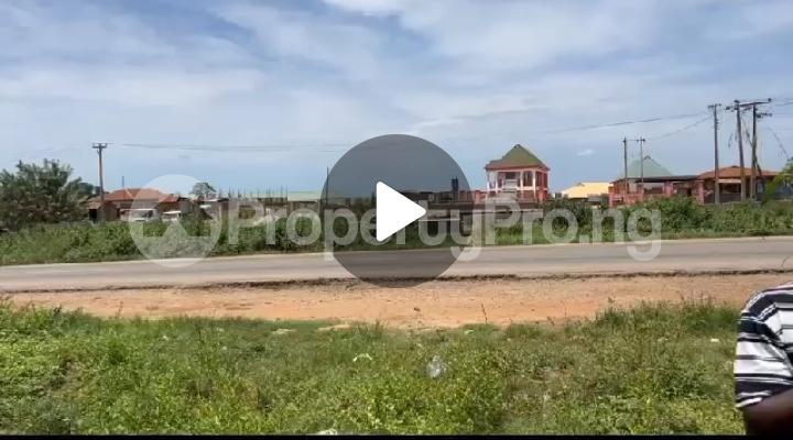 Land for sale Along Oyo/ibadan Express Way Ojoo Ibadan Oyo