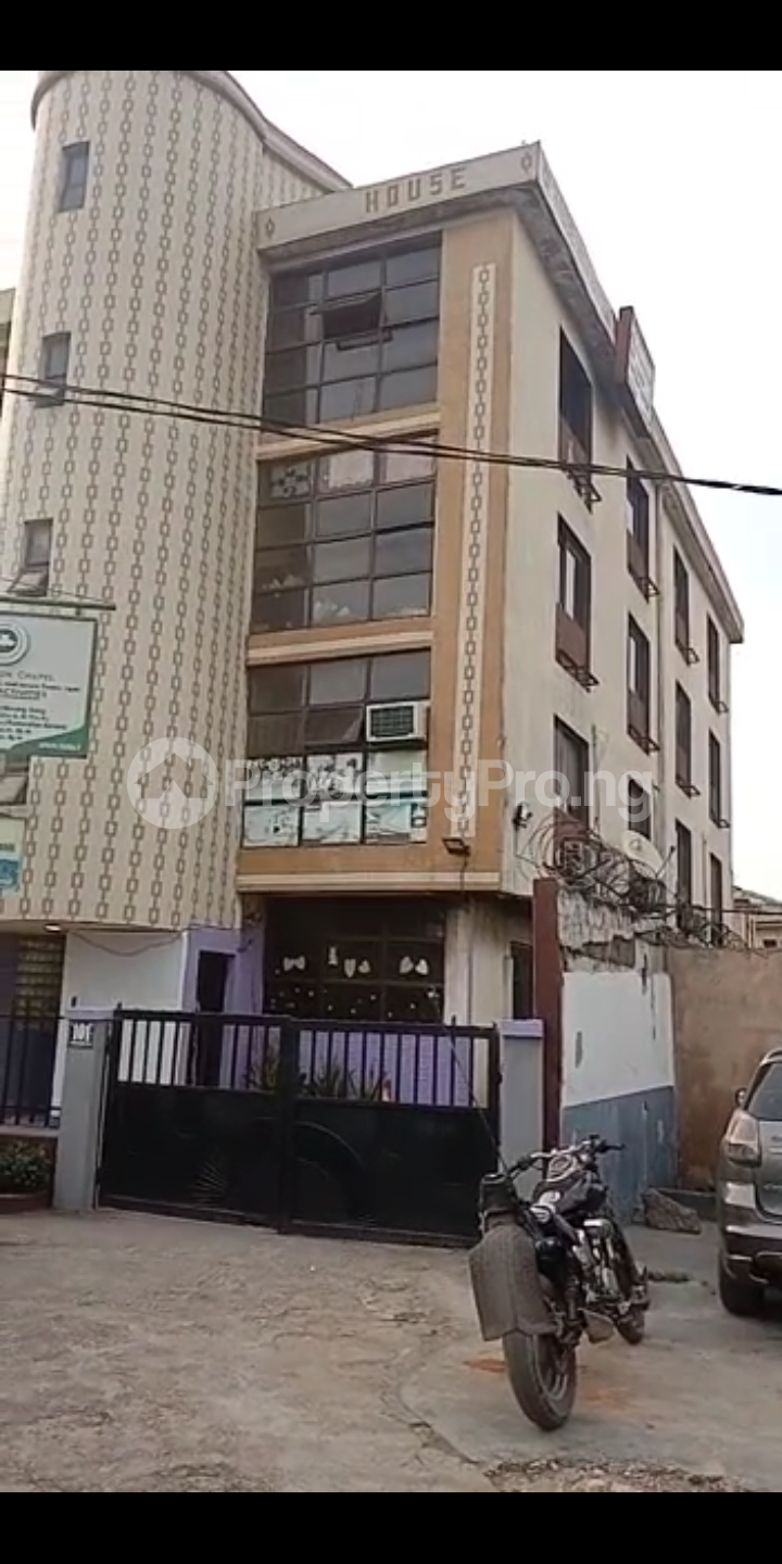 Commercial Property for sale On Funsho Williams Avenue /  Western Avenue Surulere Lagos - 2