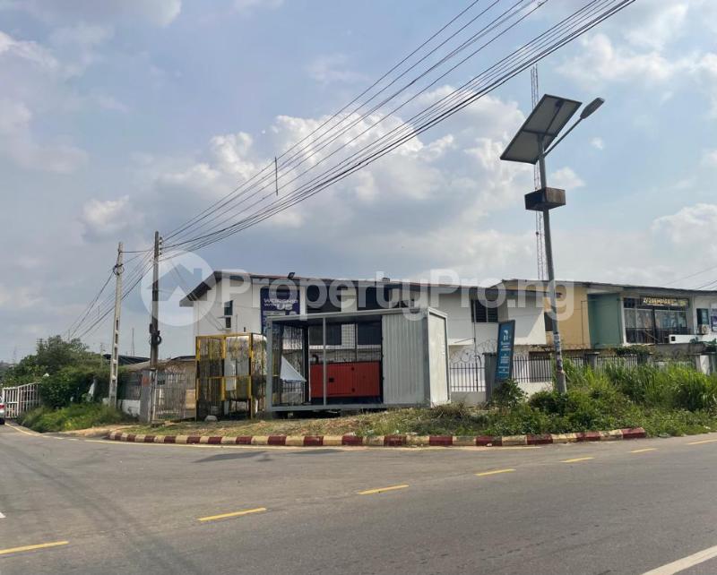 9 bedroom House for rent Bodija Ibadan Oyo - 0