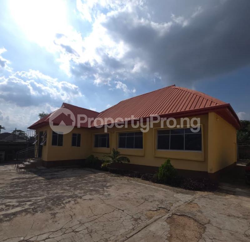 3 bedroom Commercial Property for rent Off Adeyi Avenue, Old Bodija Ibadan Oyo