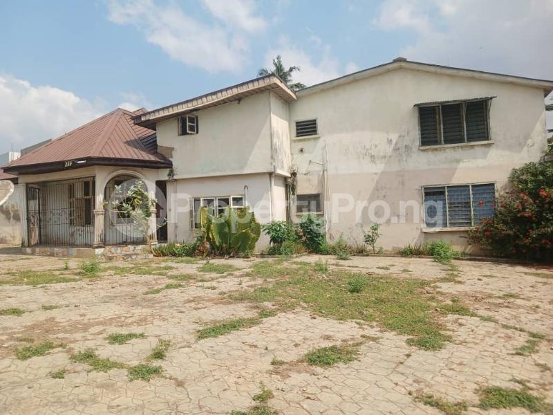 7 bedroom House for sale Awolowo Road, Bodija Ibadan Oyo