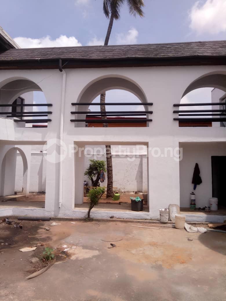 Commercial Property for sale Idioroko Bustop, Ikorodu Road Maryland Lagos