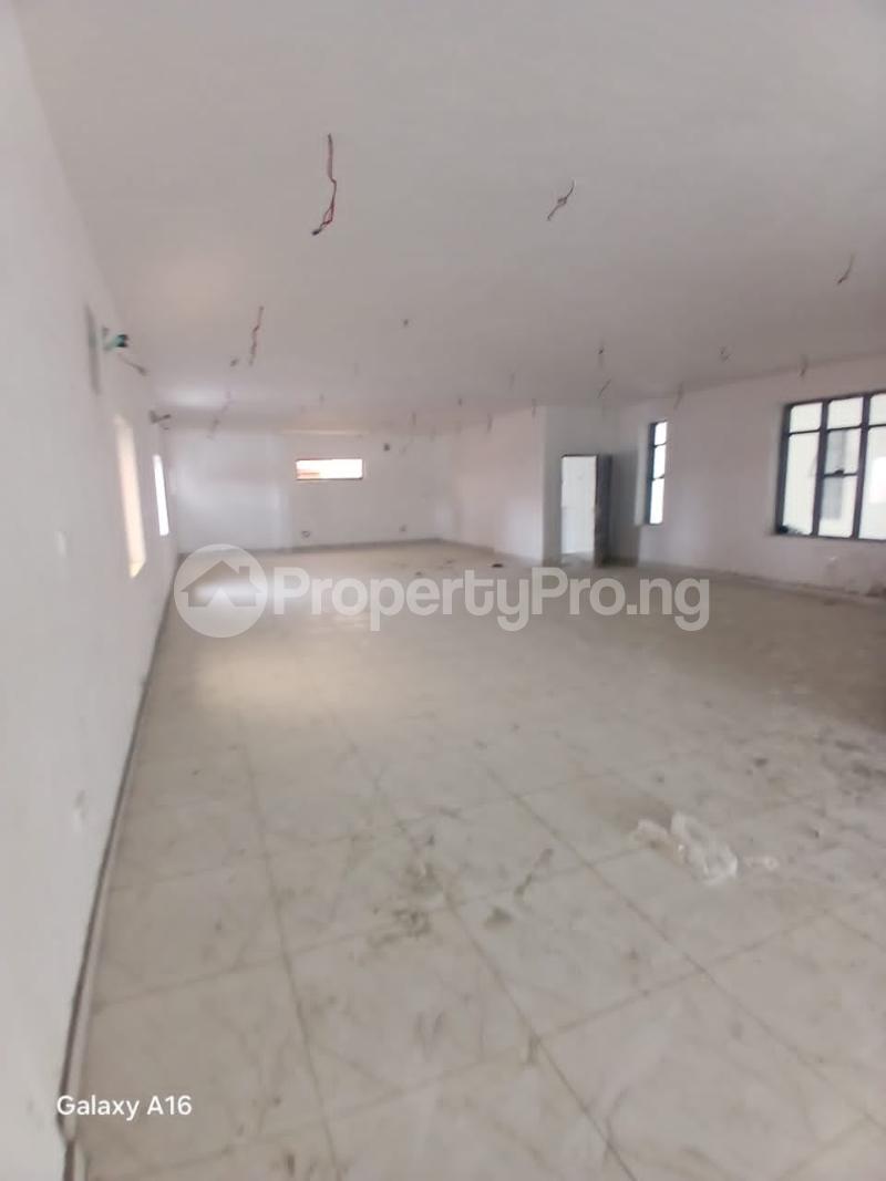 Commercial Property for rent Off Fola Osibo Street, Lekki Phase 1 Lagos State. Lekki Phase 1 Lekki Lagos