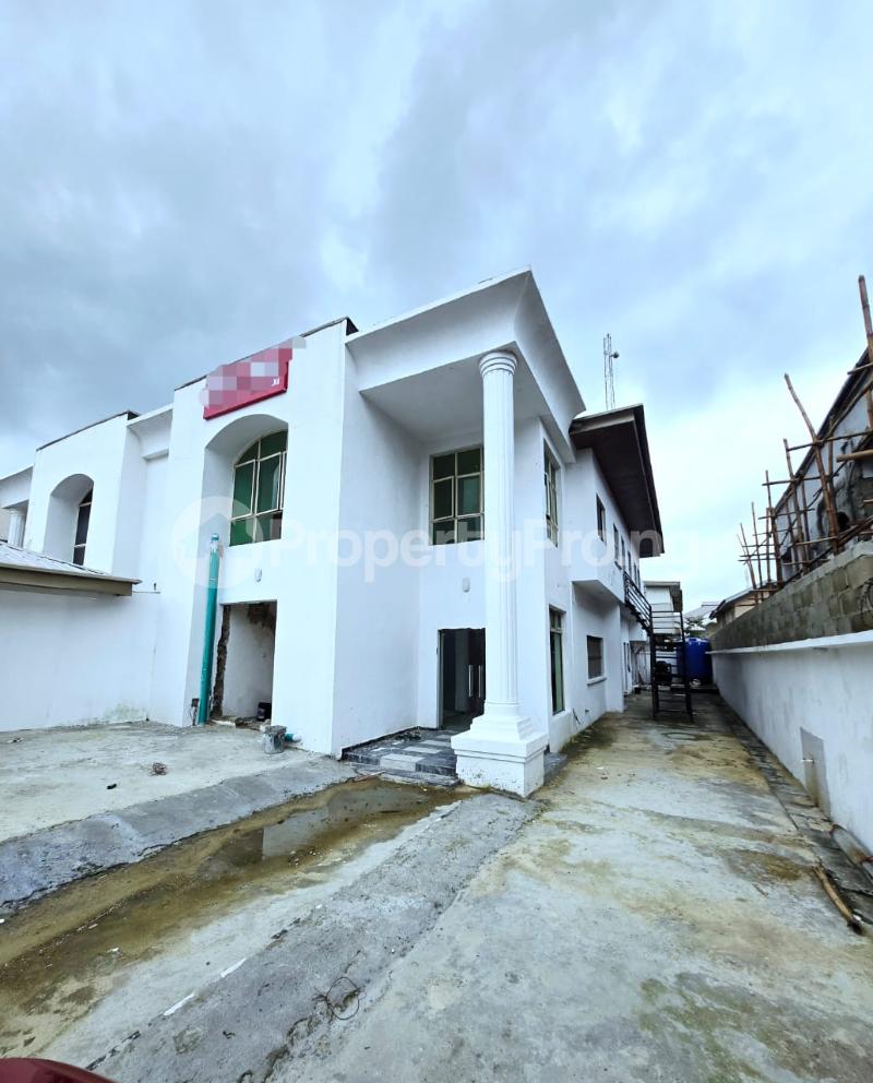 1 bedroom Commercial Property for rent Lekki Phase 1 Lekki Lagos