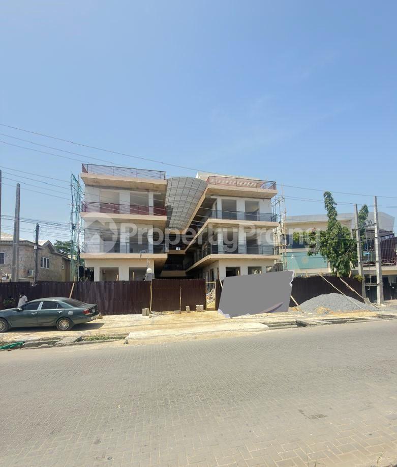 Commercial Property for rent  Lekki Phase 1 Lekki Lagos