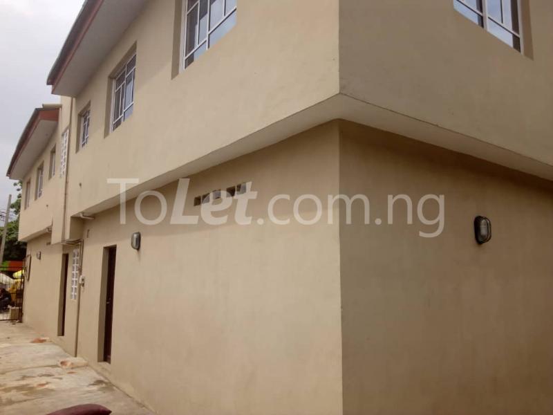 2 bedroom Commercial Property for rent   Itire Surulere Lagos