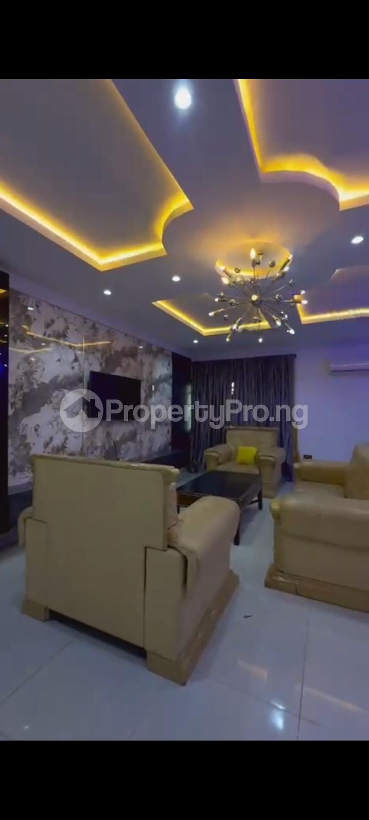 1 bedroom Flat / Apartment for shortlet Randle Avenue Surulere Lagos