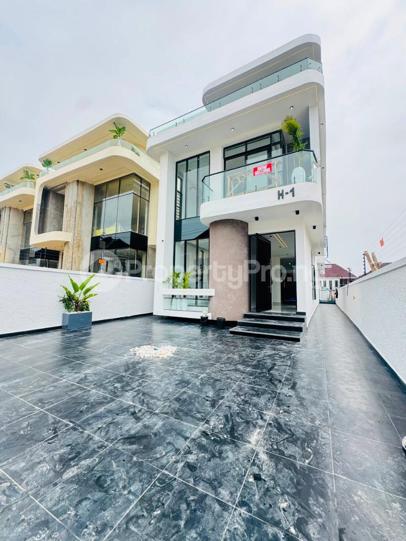 5 bedroom House for sale Orchid Hotel Road 2nd Toll Gate Lekki Lagos
