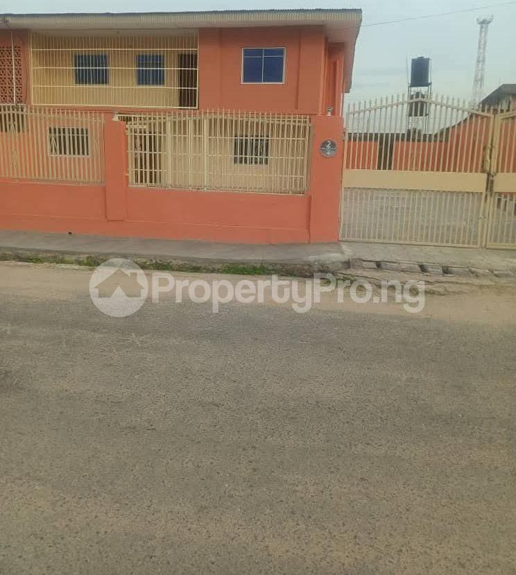 3 bedroom Commercial Property for rent No 7, Oluyole Estate Main Road Oluyole Estate Ibadan Oyo