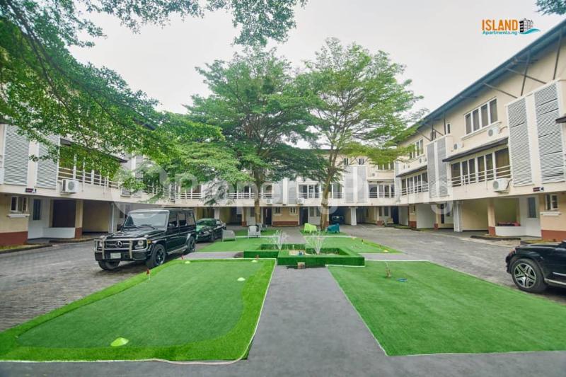 3 bedroom Flat / Apartment for shortlet ONIRU Victoria Island Lagos