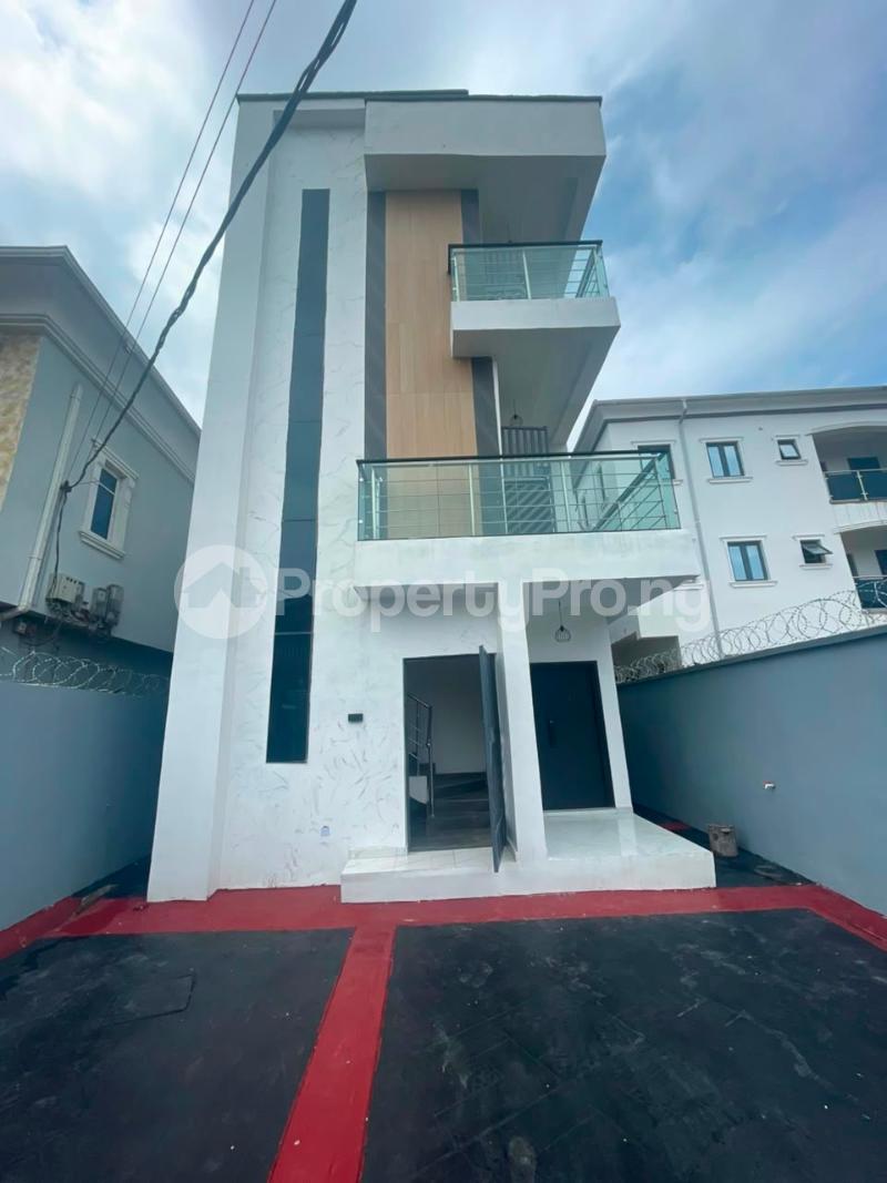3 bedroom House for sale In A Mini Estate In Gbagada Lagos