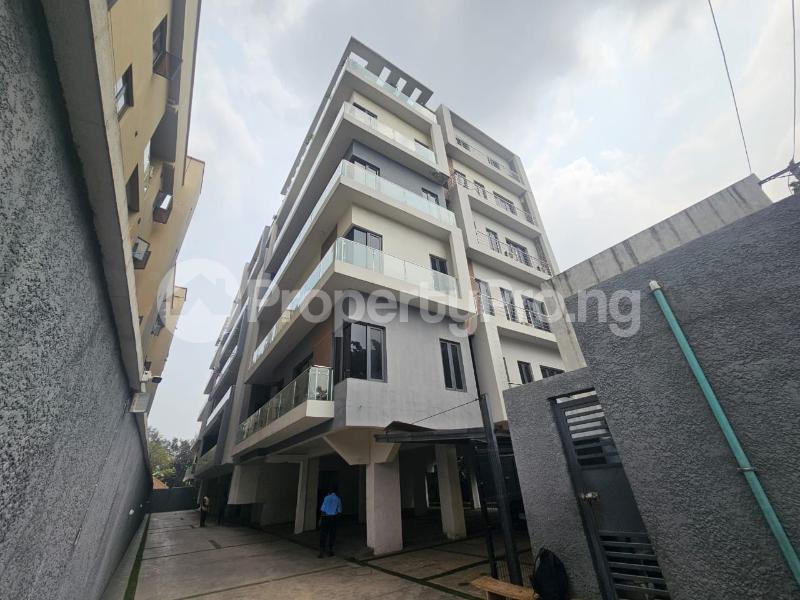 3 bedroom Flat / Apartment for sale Off Alfred Rewane Old Ikoyi Ikoyi Lagos
