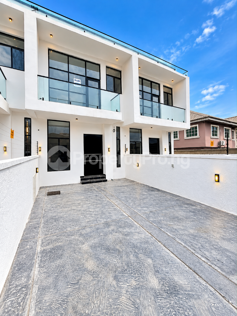 3 bedroom House for sale Sangotedo Lagos