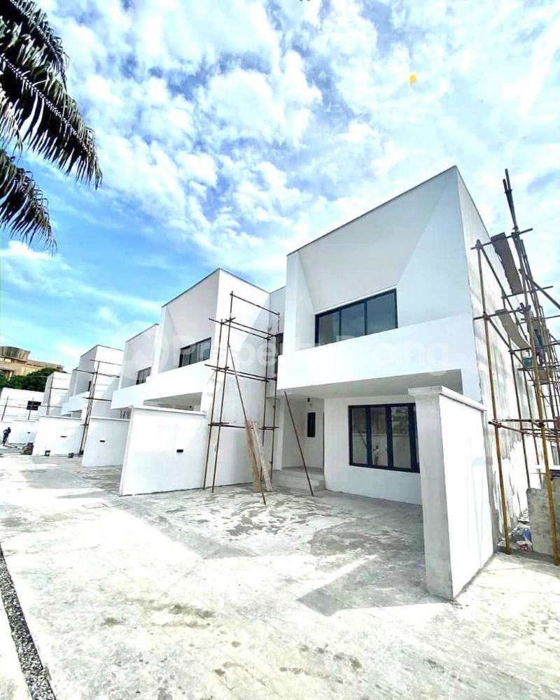 3 bedroom House for sale Akin Adesola Victoria Island Lagos