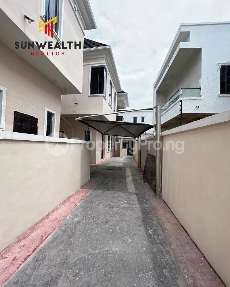 4 bedroom House for sale Ikota Lekki Lagos
