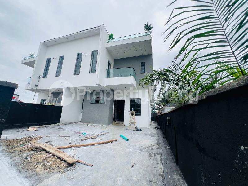 4 bedroom House for sale Lekki Alimosho Lagos