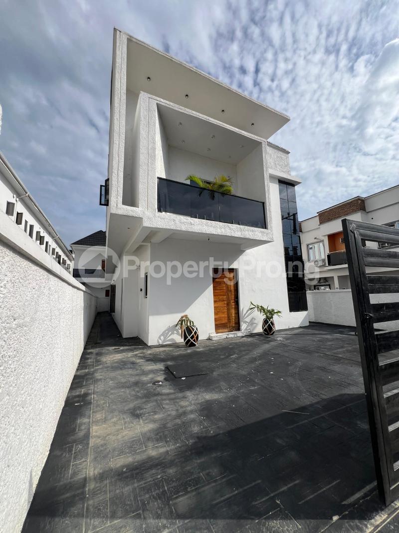 4 bedroom House for sale Ikota Lekki Lagos