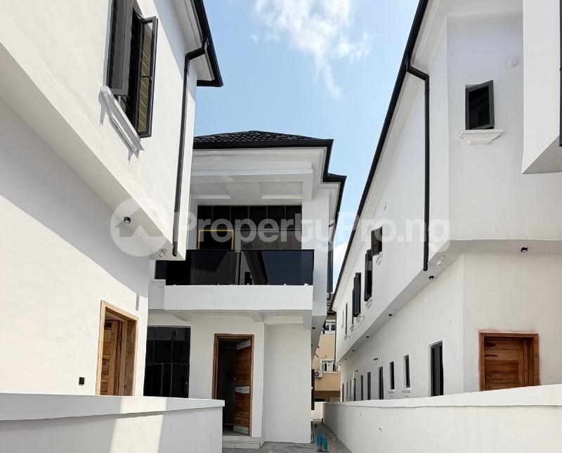 4 bedroom House for sale Osapa london Lekki Lagos