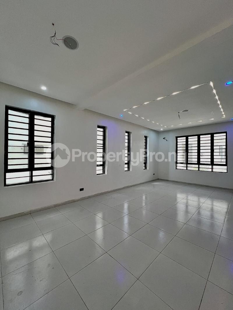 4 bedroom House for sale orchid Lekki Lagos