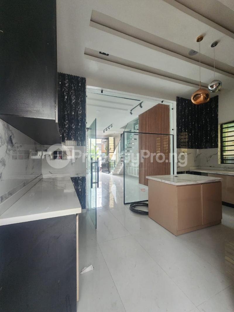 4 bedroom House for rent 2nd Toll Gate Lekki Lagos