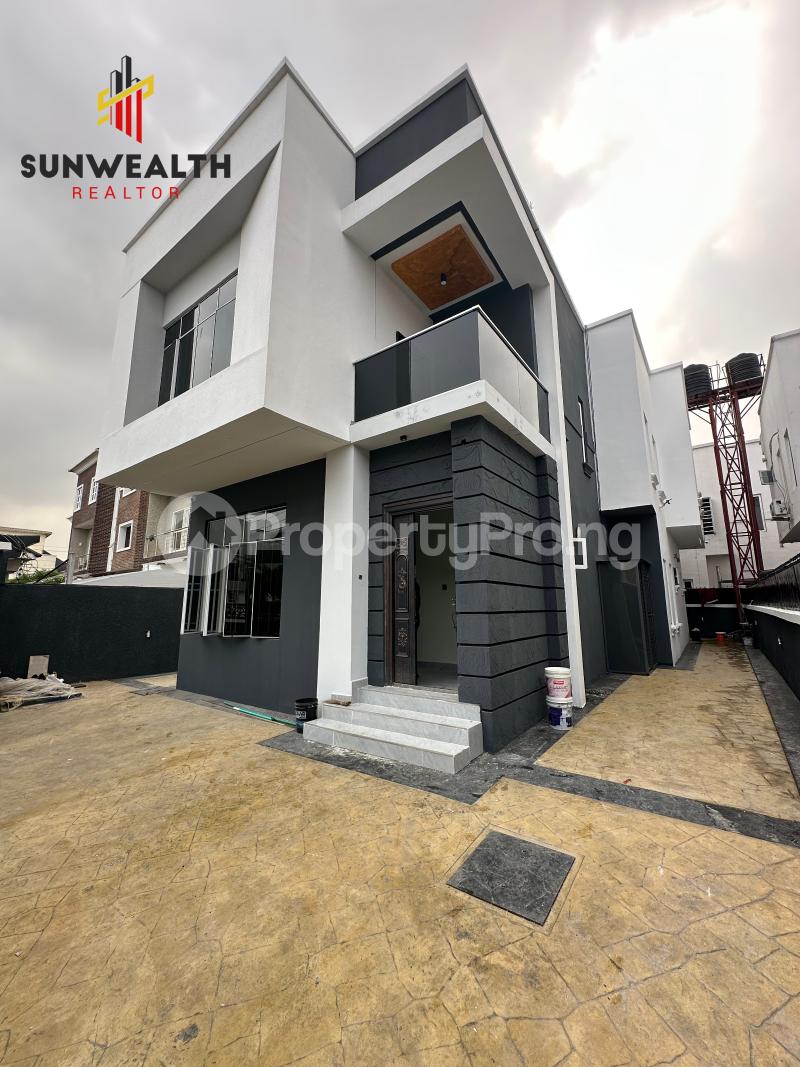 4 bedroom House for sale  Osapa london Lekki Lagos