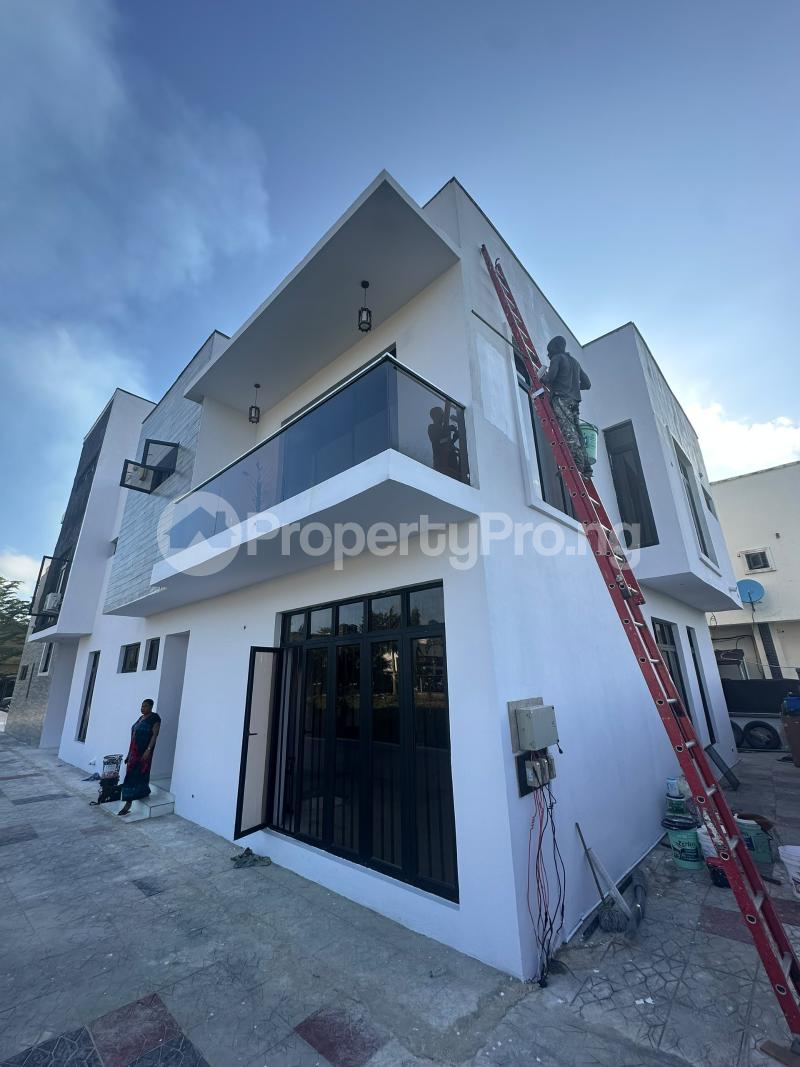4 bedroom House for sale Orchid Road Orchid Lekki Lagos