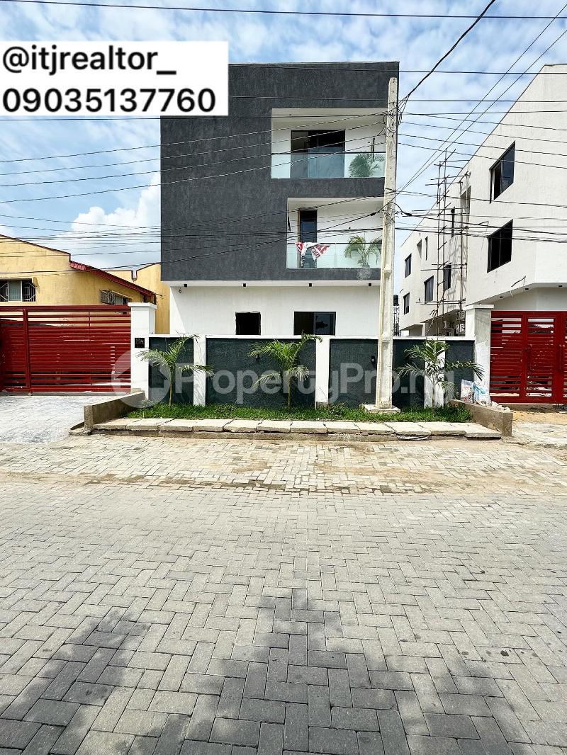 4 bedroom House for sale Idado Lekki Lagos