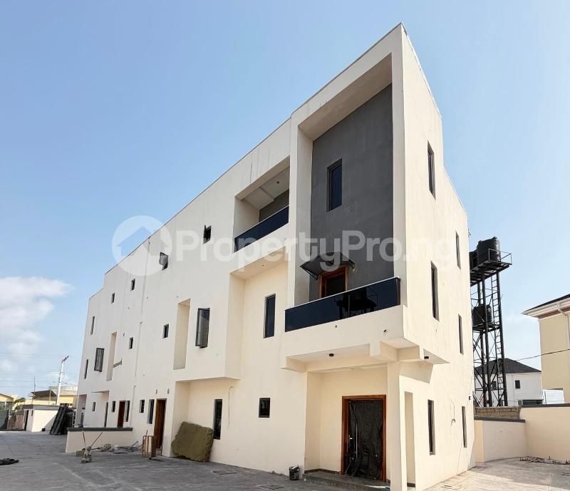 4 bedroom House for sale Chevron Lekki Lagos