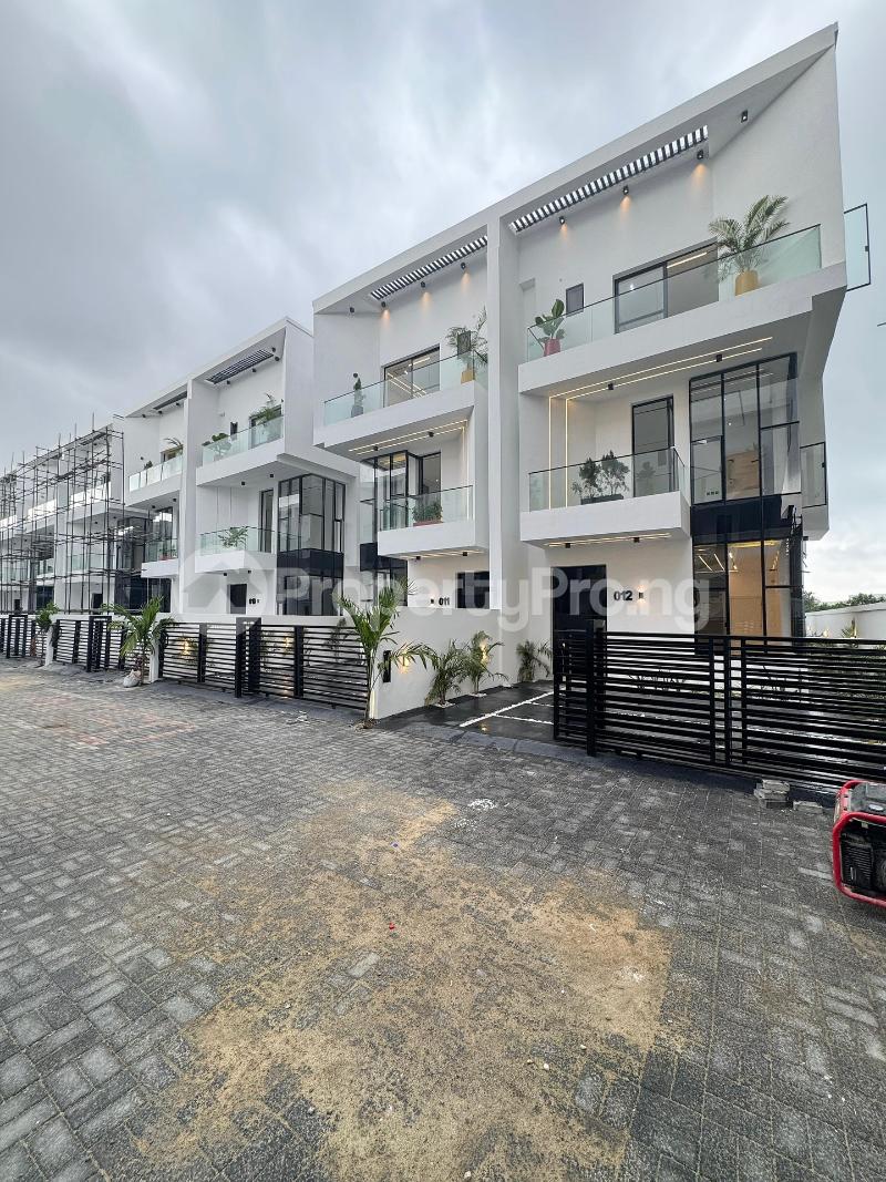 4 bedroom House for sale Orchid Lekki Lagos