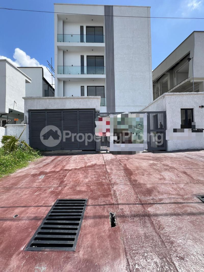 4 bedroom House for sale Chevron Lekki Lagos