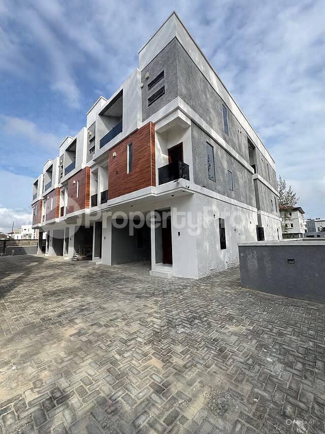 4 bedroom House for sale Osapa london Lekki Lagos