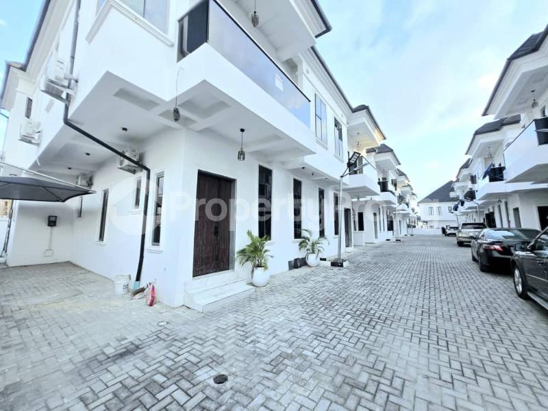 4 bedroom House for sale orchid Lekki Lagos