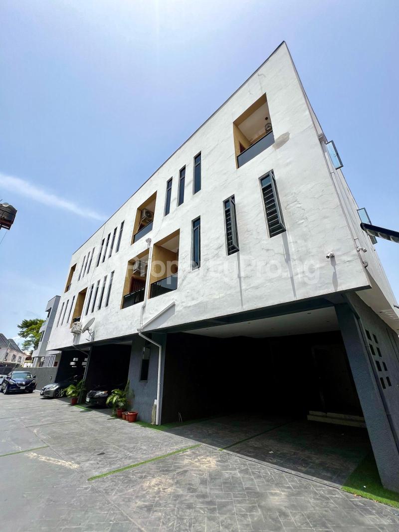 4 bedroom House for sale Agungi Lekki Lagos