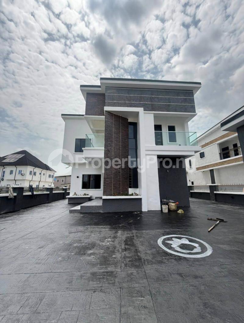 4 bedroom House for sale Sars Road, Rupkpokwu Port Harcourt Rivers