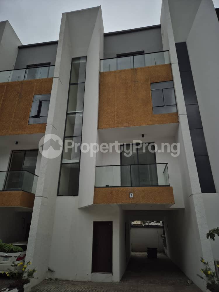 5 bedroom House for sale Off Shony Way, Shonibare Estate Maryland Lagos
