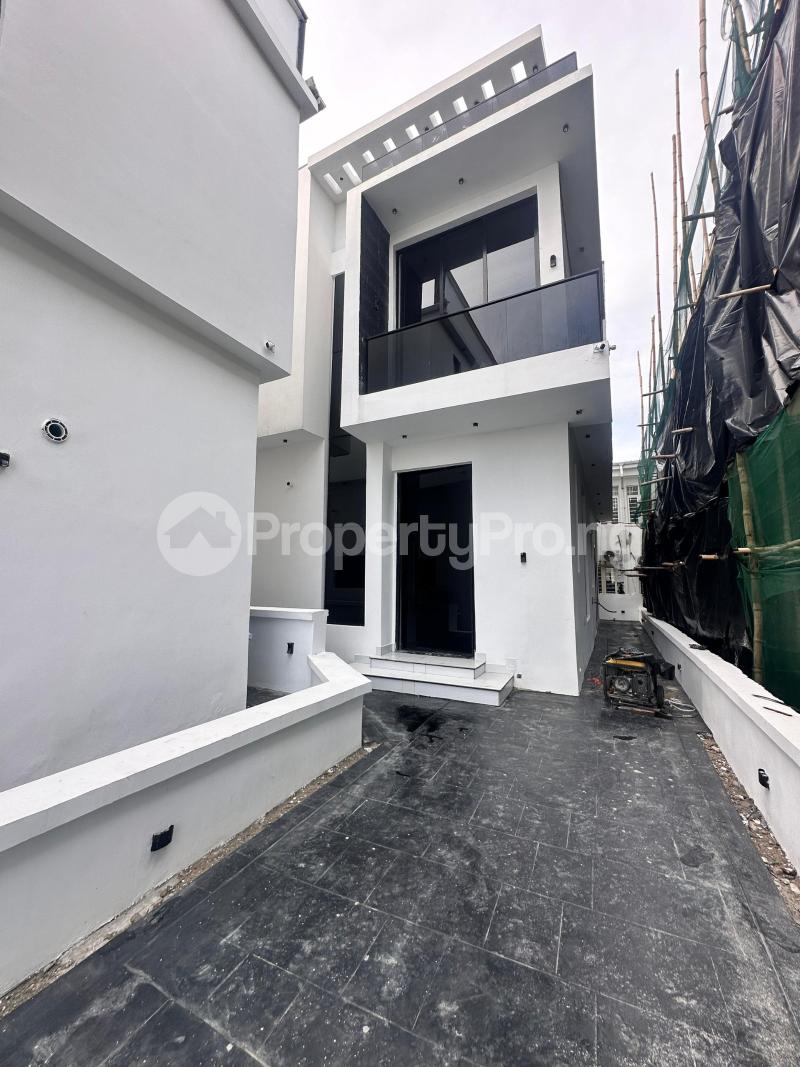 4 bedroom House for sale Lekki Conservation Center Chevron Toll Gate Lekki Lagos