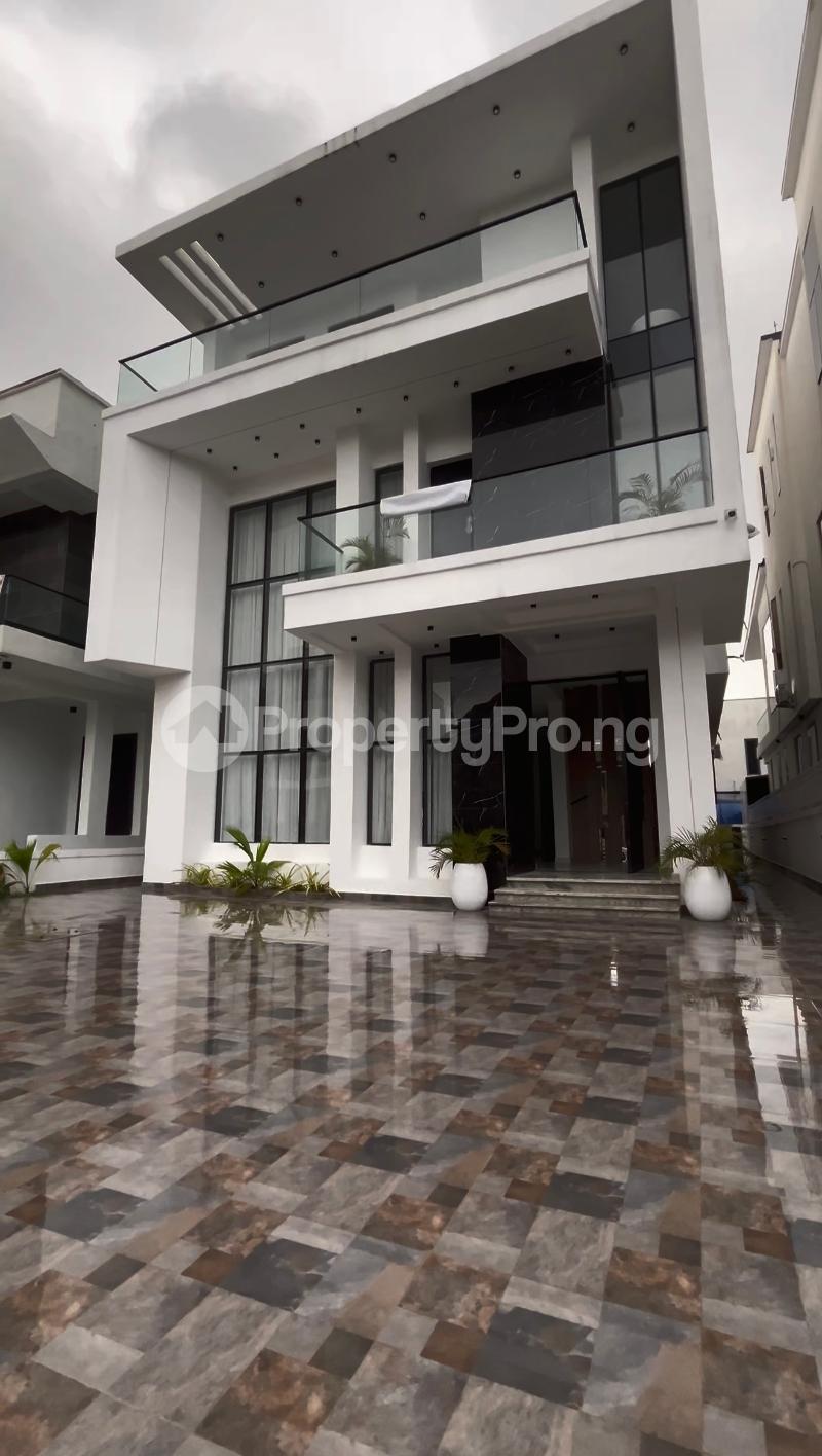 5 bedroom House for sale Lekki Lagos