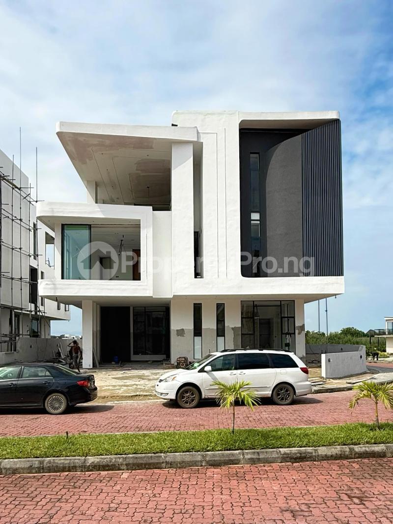 5 bedroom House for sale Osapa london Lekki Lagos