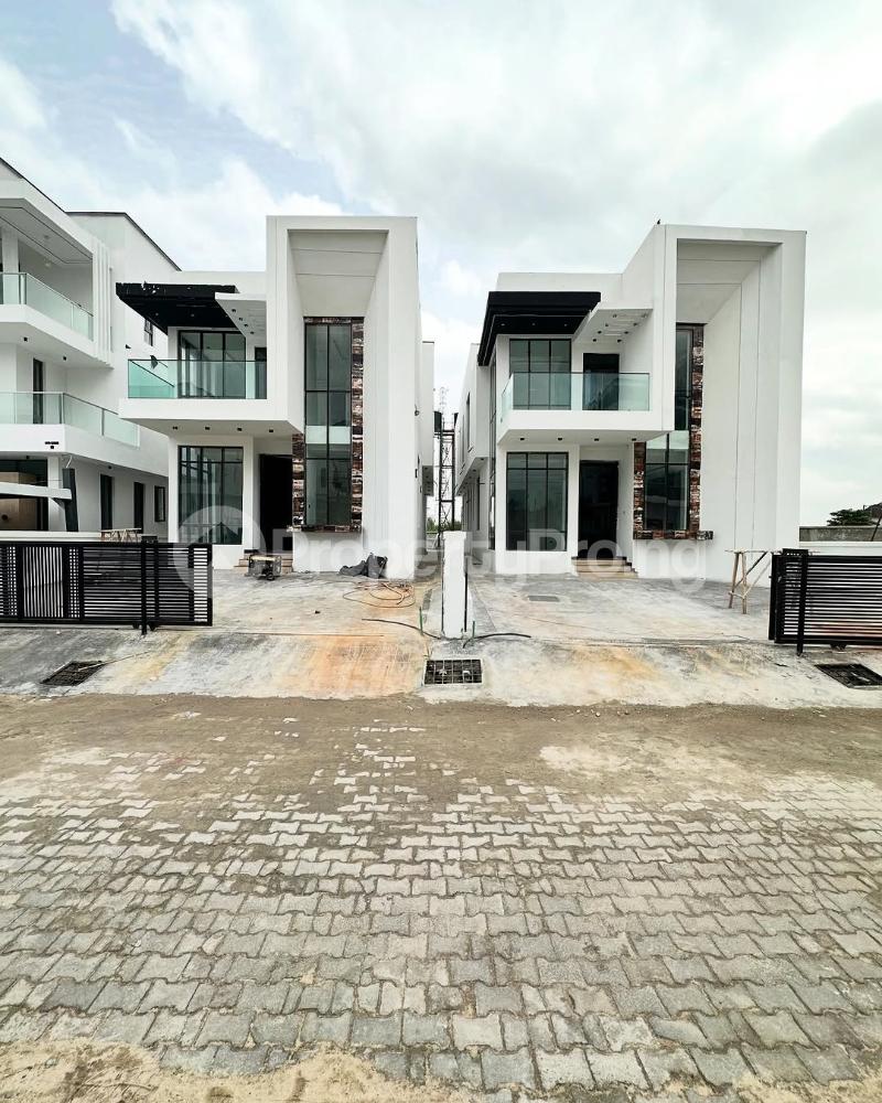 5 bedroom House for sale chevron Lekki Lagos