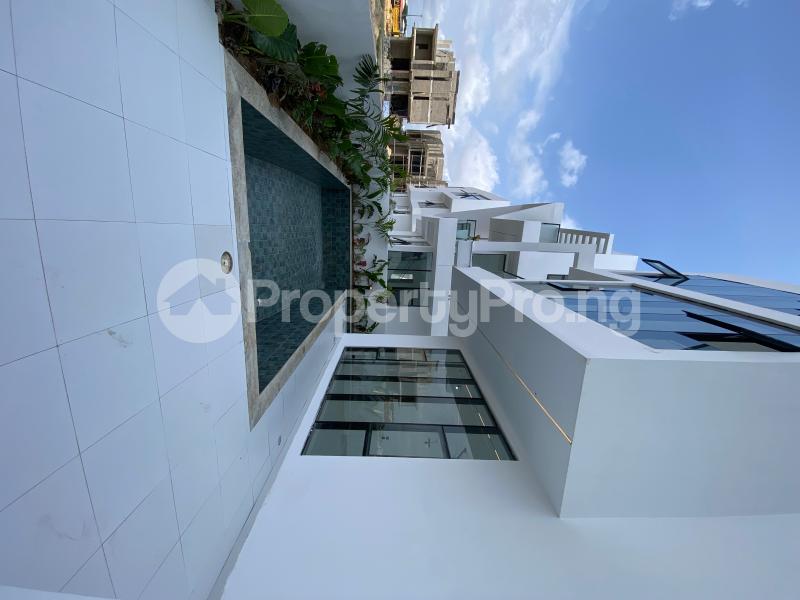 5 bedroom House for sale  Osapa london Lekki Lagos