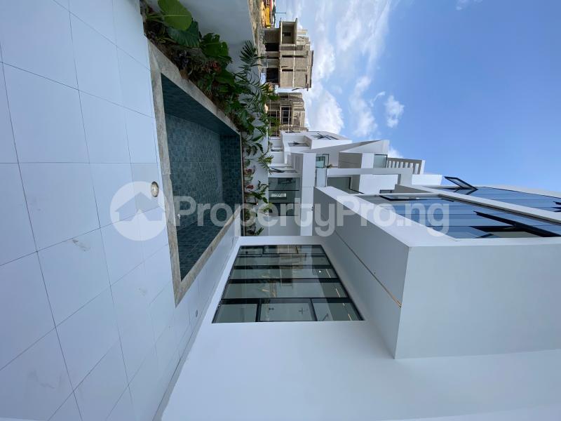 5 bedroom House for sale  Osapa london Lekki Lagos