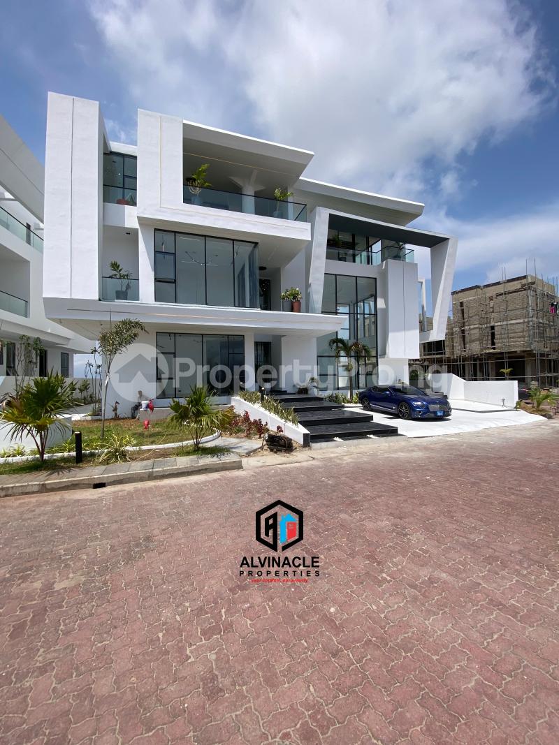 5 bedroom House for sale  Osapa london Lekki Lagos
