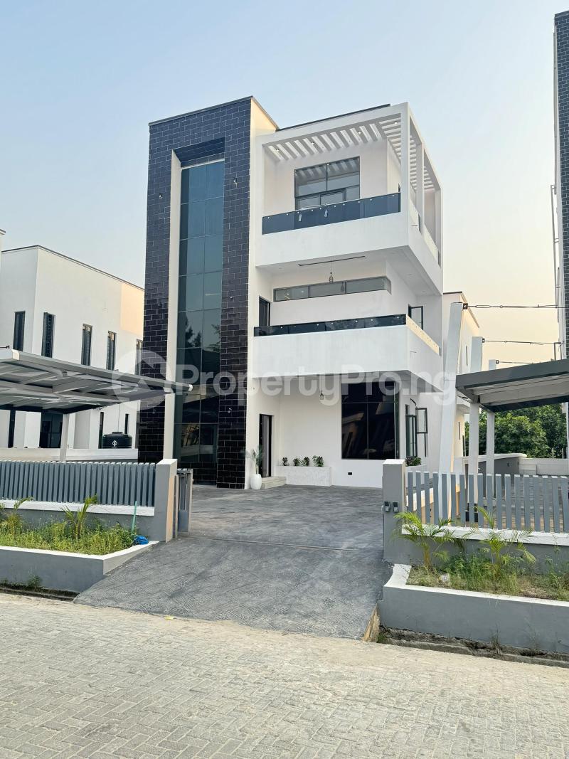 5 bedroom House for sale Ikota Lekki Lagos