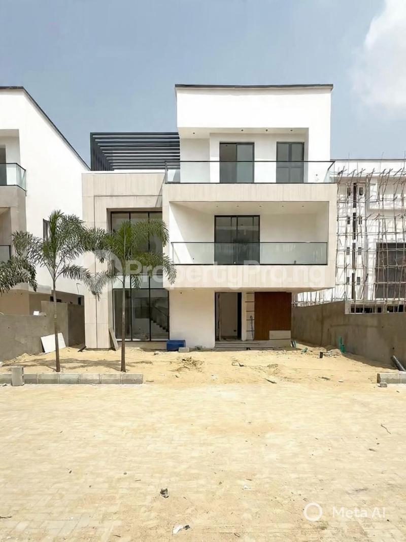 5 bedroom House for sale Lekki Lagos