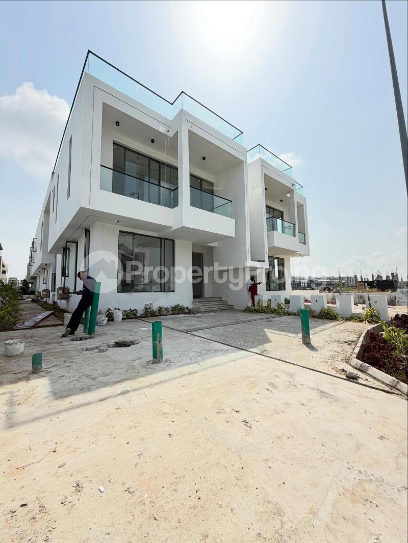 5 bedroom House for sale Cowrie Creek Estate Lekki Lagos
