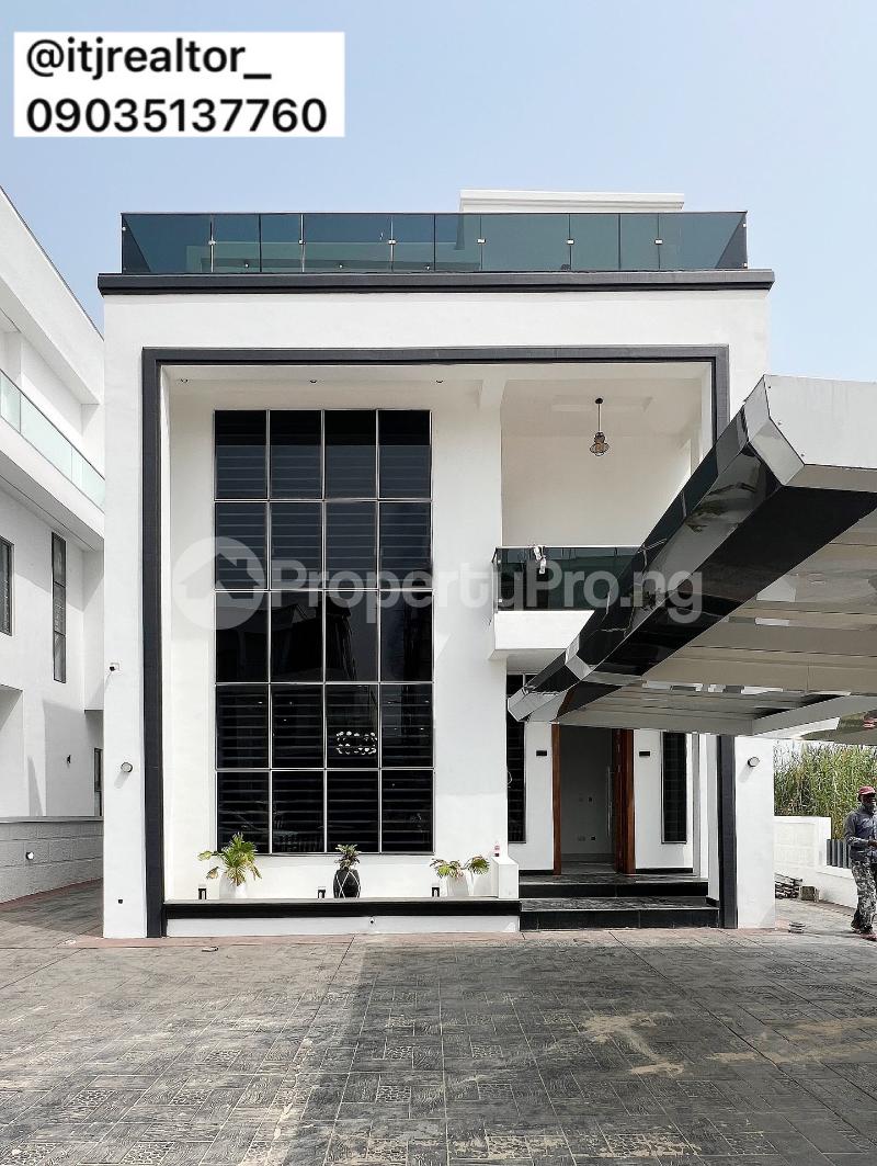 5 bedroom House for sale Ikota Lekki Lagos