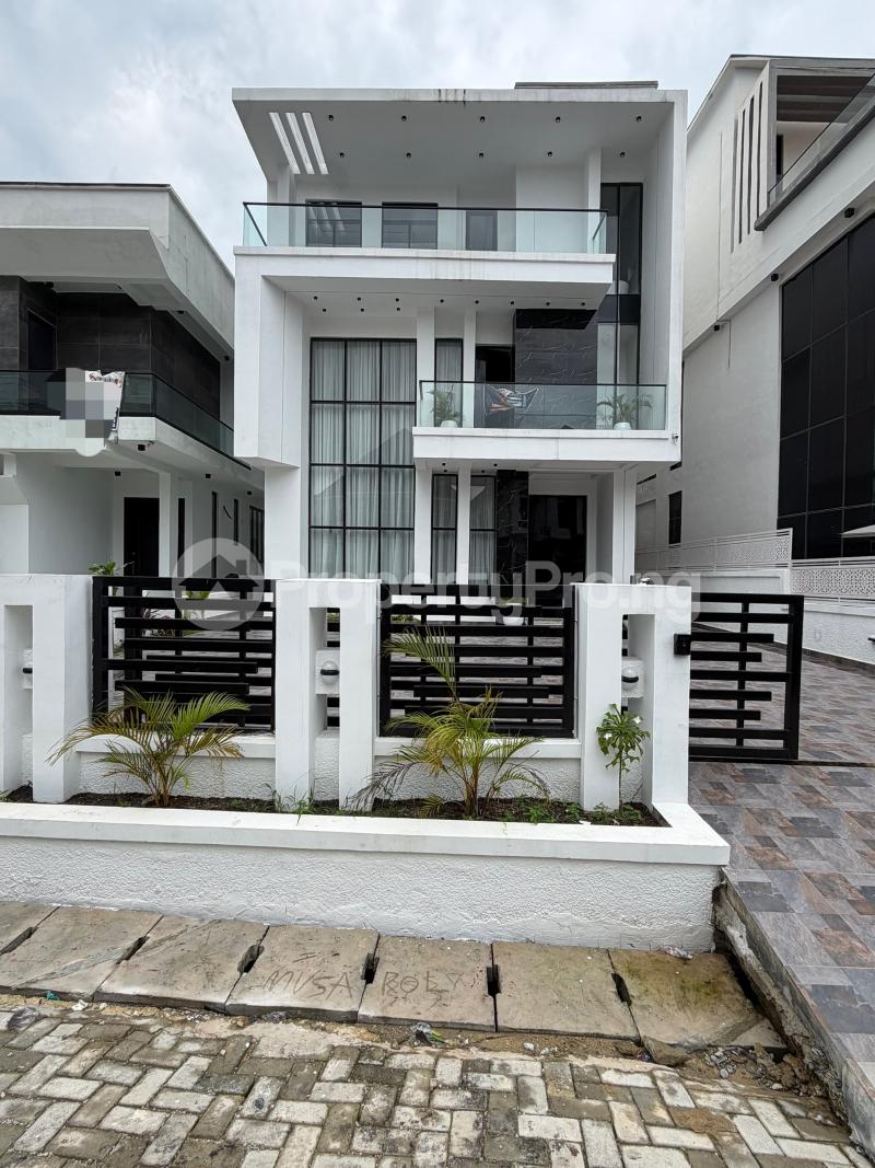 5 bedroom House for sale Ikota Lekki Lagos
