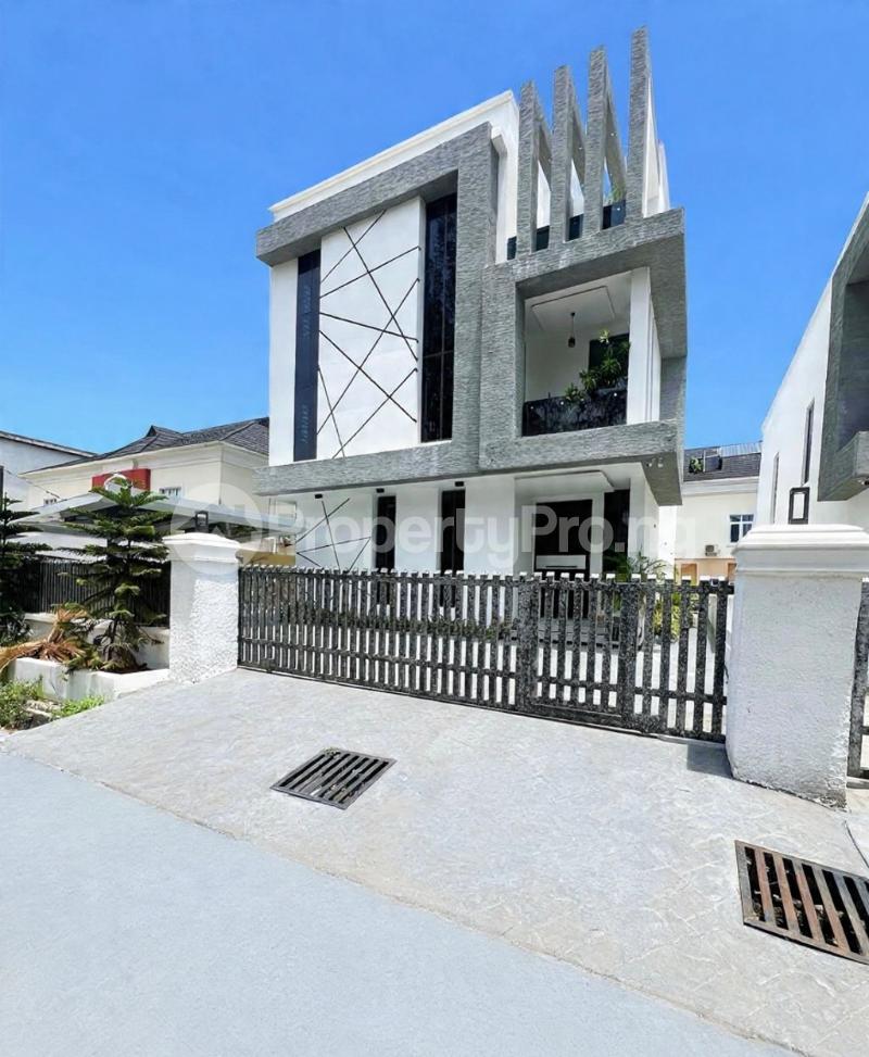 5 bedroom House for sale Ikota Lekki Lagos